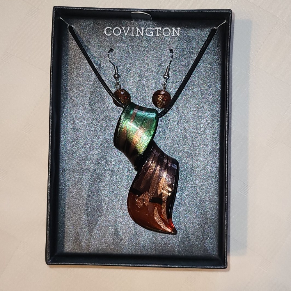 Covington Necklace & Earring Set